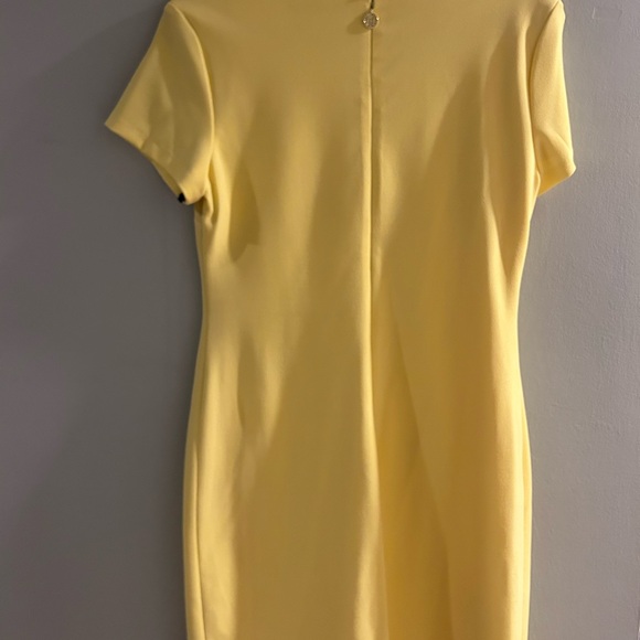 Yellow Tommy Hilfiger shift dress (great for work) - Picture 3 of 4